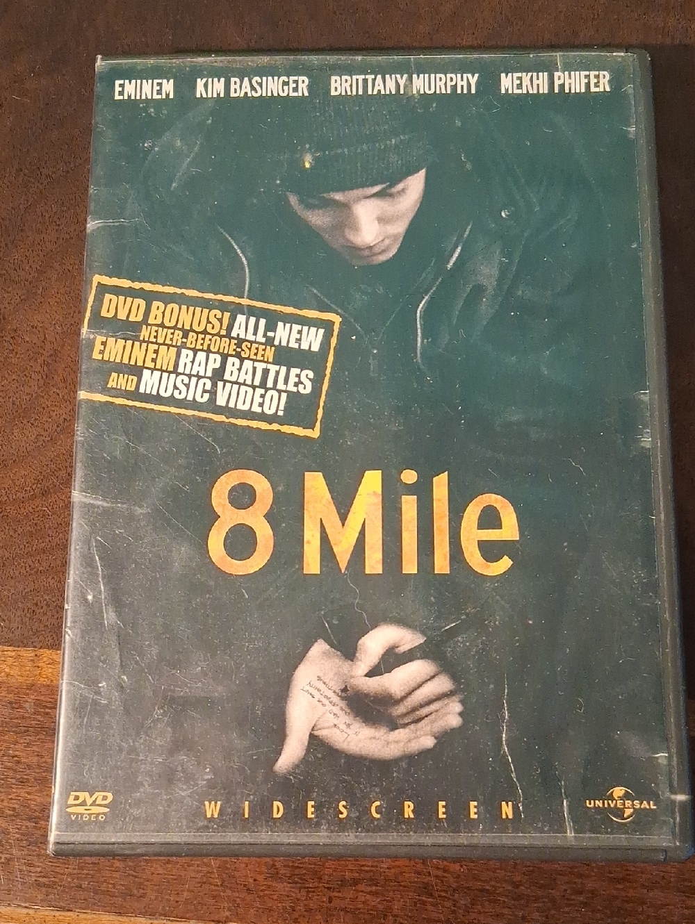 Universal 8 Mile DVD - Teal & Yellow Cover